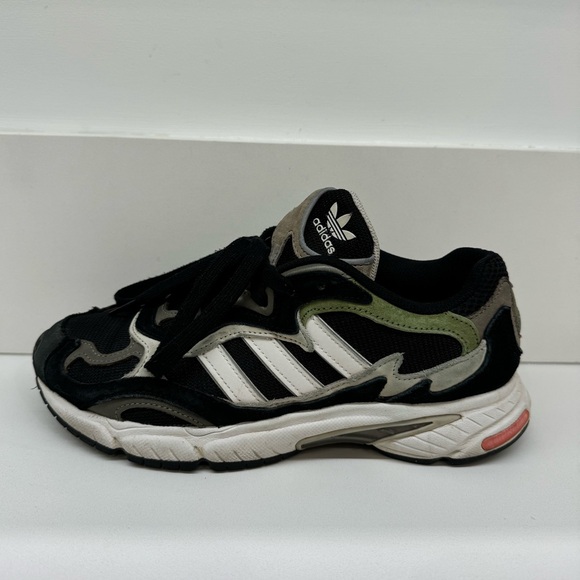 Adidas Sneakers Black White & Green Tempur Run US M 7.5 / W 8.5 - Picture 6 of 8